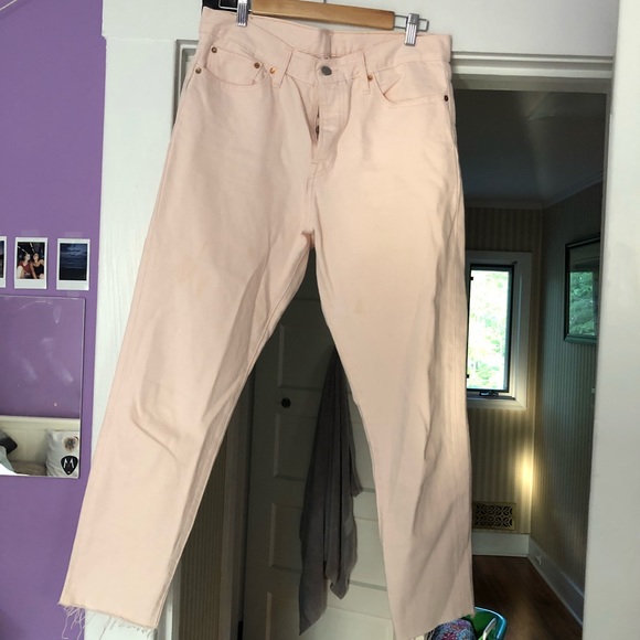 AUTHENTIC LEVI PINK JEANS - Picture 2 of 4